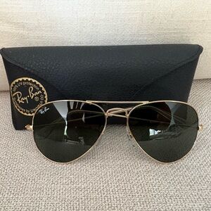 Ray-Ban Kids Aviator Sunglasses - Gold Frame.